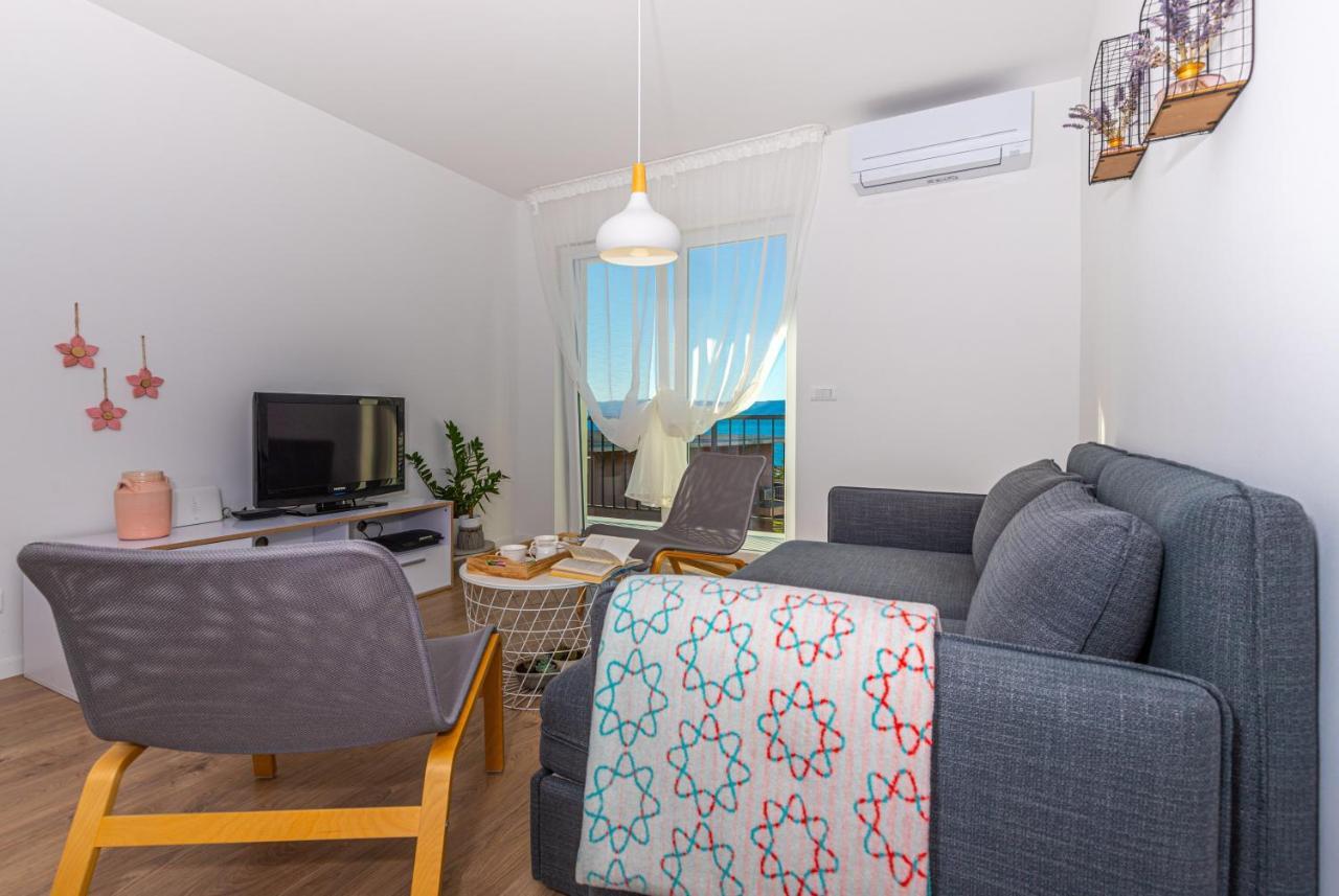 Apartment Vivien Цриквениця Екстер'єр фото